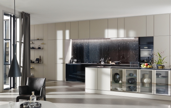 SieMatic Agate Grey Gloss "Italian Townhouse" Kitchen Concept